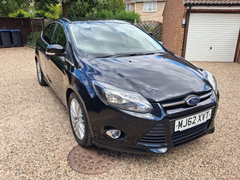 Ford FOCUS Zetec TDCi, 5 door Hatchback, Black, 2012, 6 speed Manual, 1560 (cc)