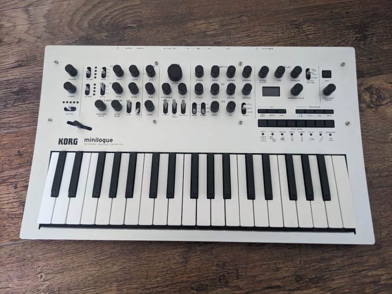 Korg Minilogue