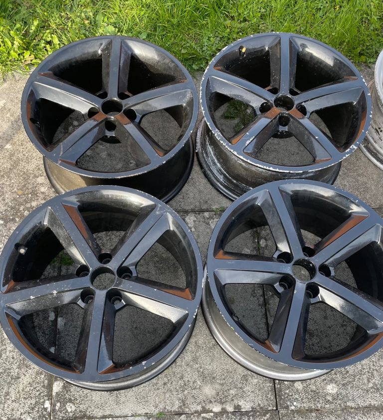 Genuine audi A5 8T 8F coupe 8.5 j 18" alloy wheels 