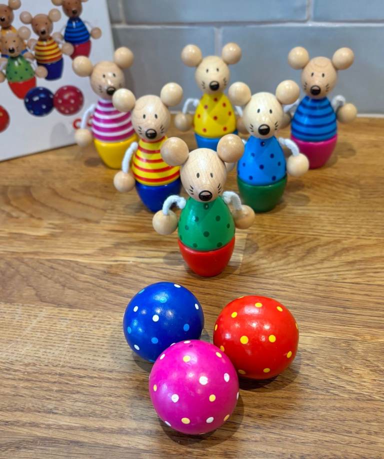 Wooden Toy Skittles Game (as new - ideal gift)