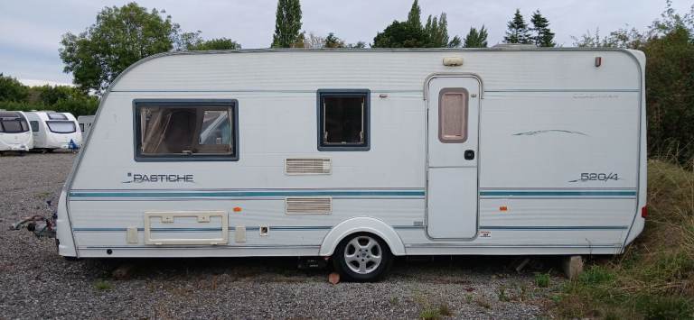 2004 Coachman Pastiche 520/4 family 4 berth