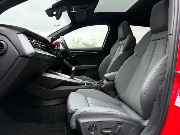  Audi A3 1.5 TFSI 35 S line Sportback 5dr Petrol Manual Euro 6 (s/s) (150 ps) Petrol Manual