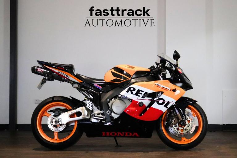 HONDA CBR1000RR FIREBLADE