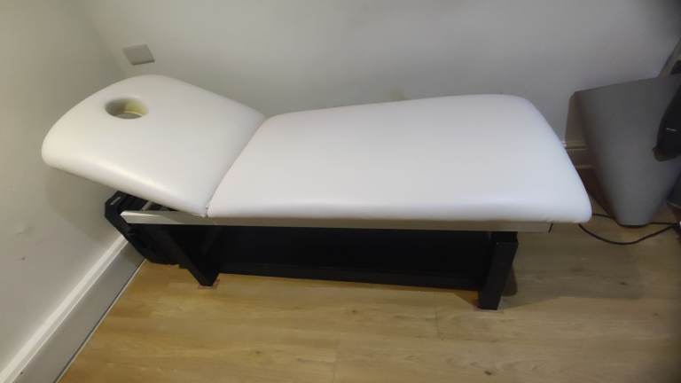 massage bed 