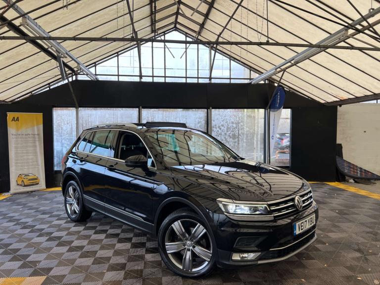 2017 Volkswagen Tiguan 2.0 Tiguan SEL TDI BlueMotion Technology 4Motion Semi-Auto 4WD 5dr SUV Die...