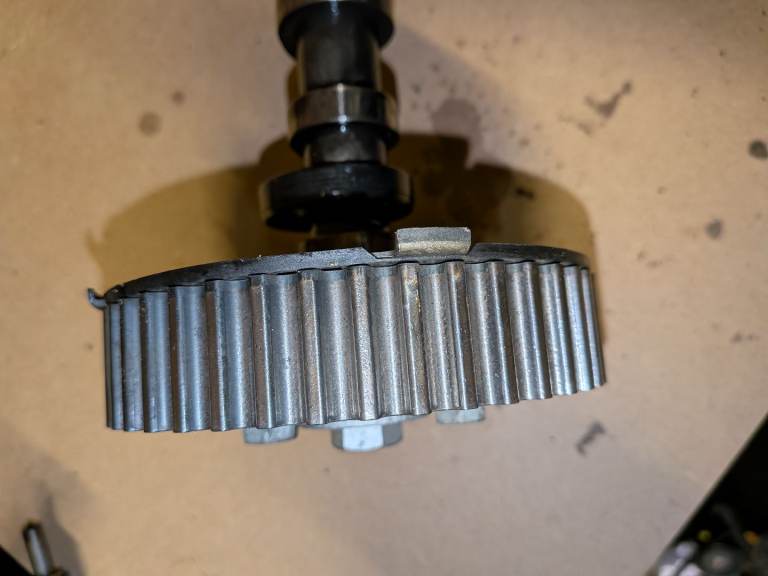 1.6 TDI cam shafts and casing 