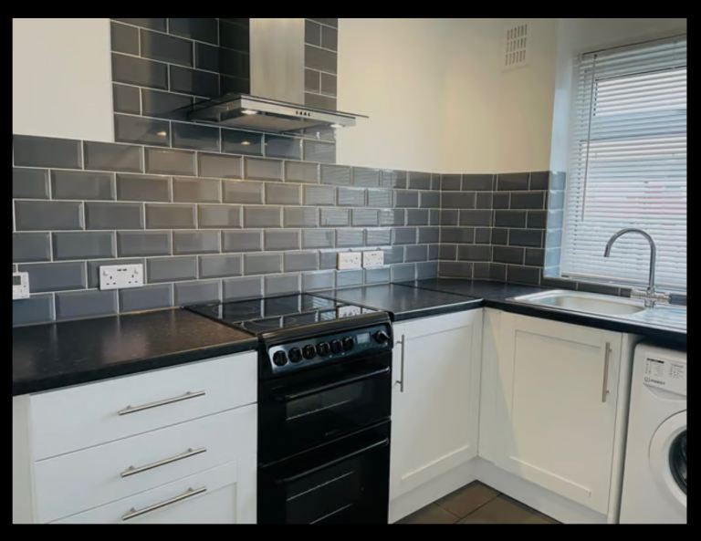 One Bed Flat - Available Immediately 