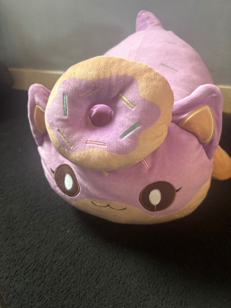 Aphmau Meemeows Large Doughnut Cat Plush