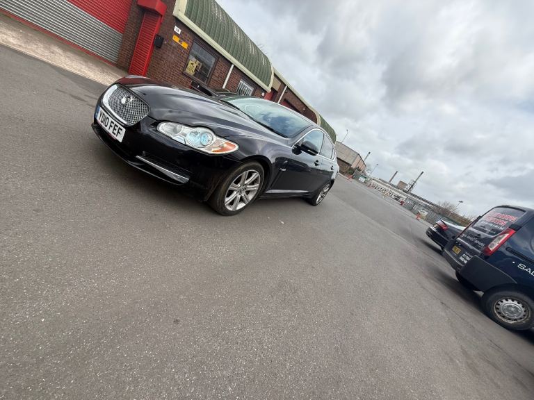 Jaguar XF 2010 3.0 241HP