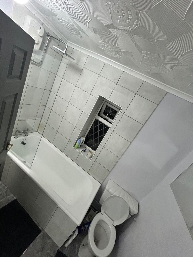 Paint decorating tiling