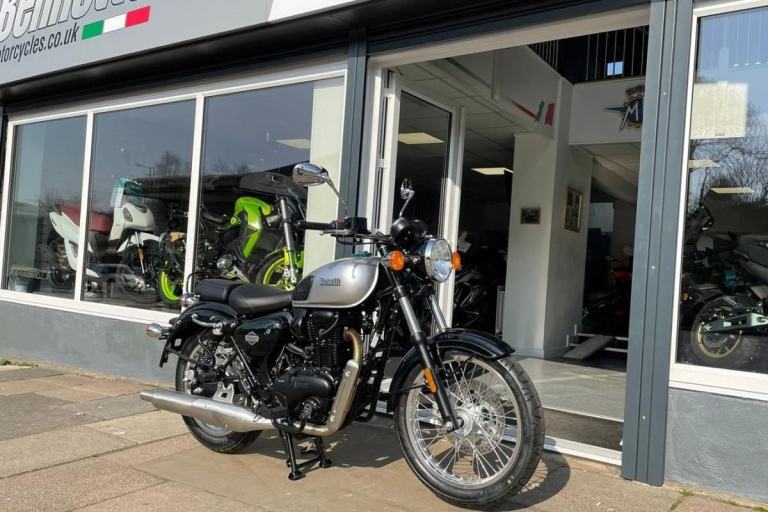 BENELLI IMPERIALE 400 