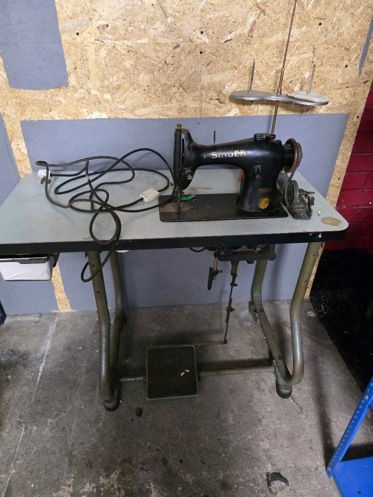 Singer Sewing Machine
