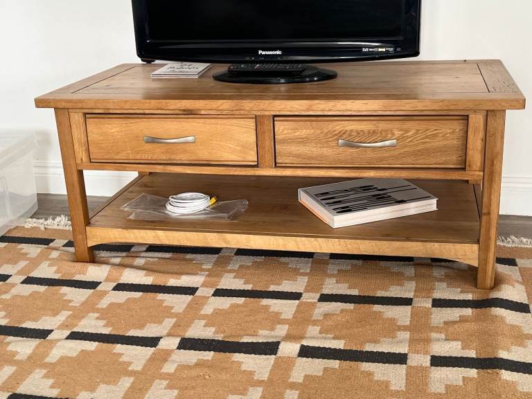 Solid wood TV Unit