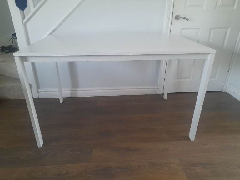 Ikea MELLTORP White Dining Table . VERY LOCAL Delivery Possible . REDUCED FQS 