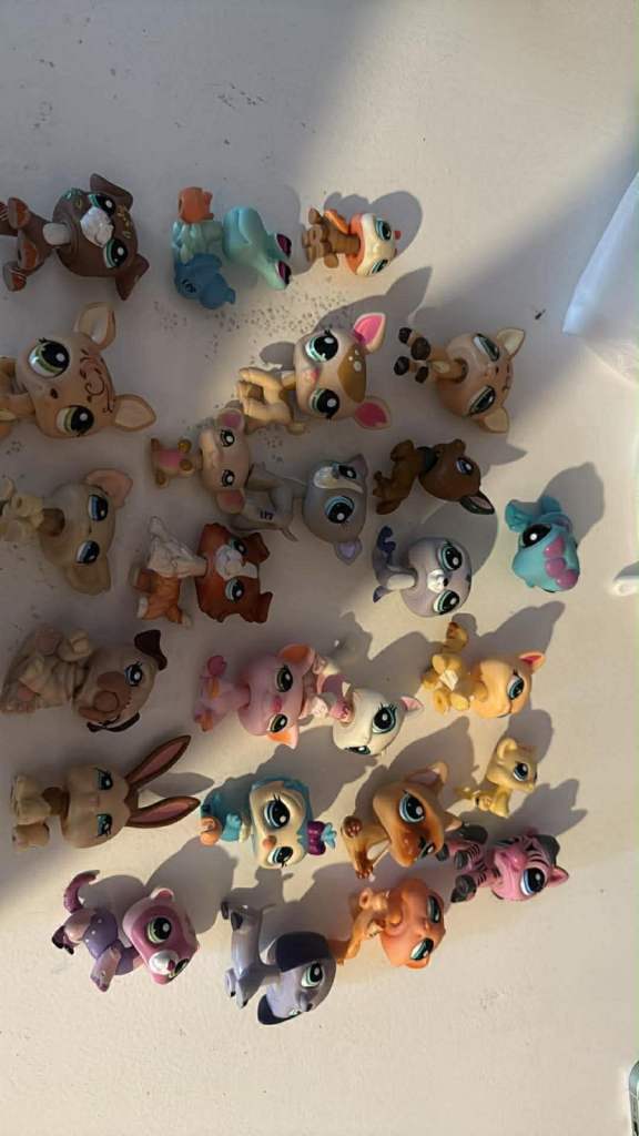 Littlest pet shop 