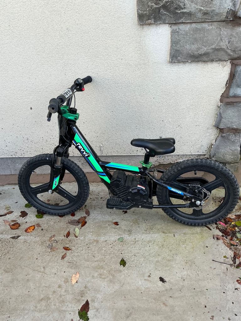 Revvi 16” plus electric kids bike