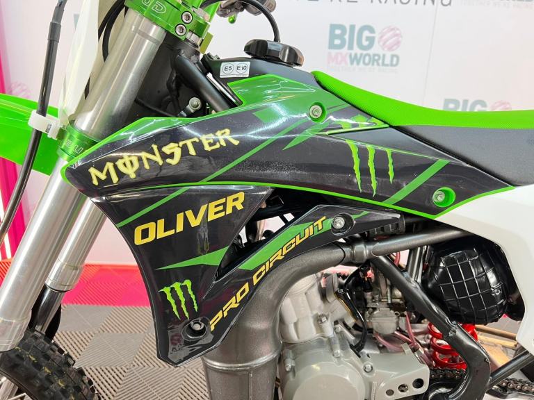 Kawasaki KX 85 2019 - Bud Racing Edition - 20 Genuine Hours 