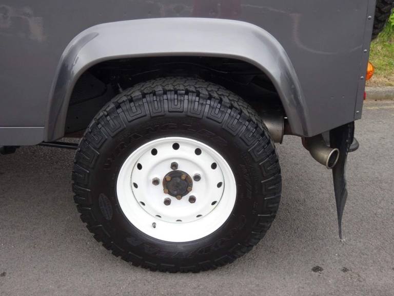 2016 Land Rover Defender Hard Top TDCi [2.2] PANEL VAN DIESEL Manual