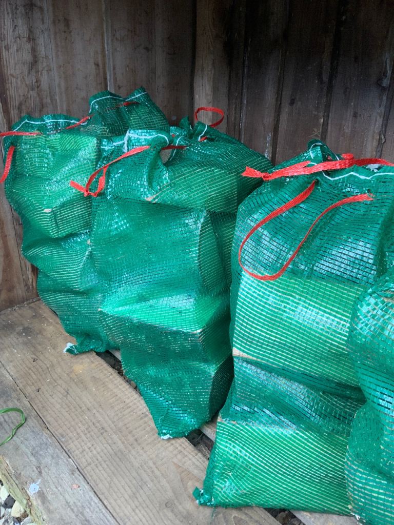 Logs for woodburners