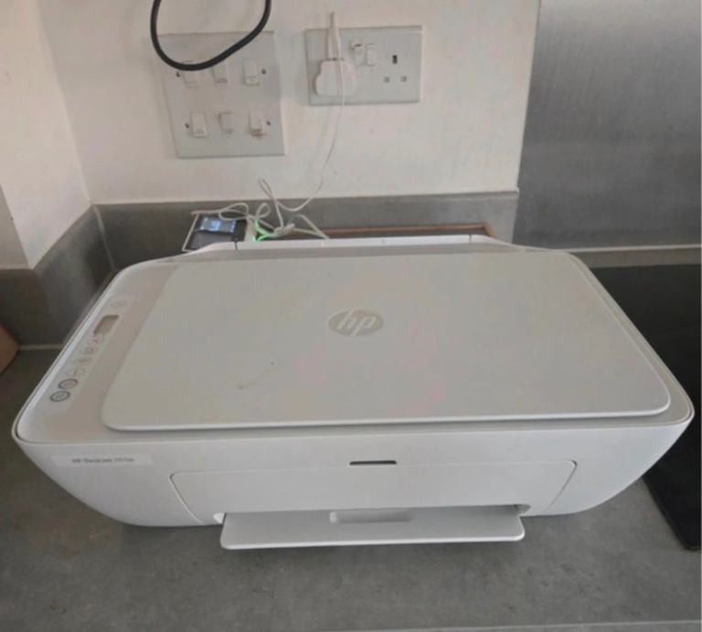 Fantastic hp deskjet 2810e printer (no ink in cartridge)
