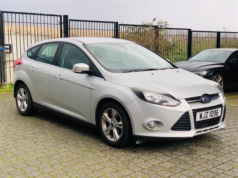 2014 Ford Focus 1.6 Zetec Powershift Euro 5 5dr Hatchback Petrol Automatic