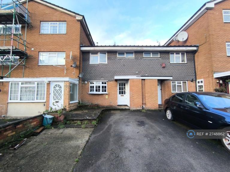 2 bedroom house in Bannister Close, Greenford, UB6 (2 bed) (#2748862)