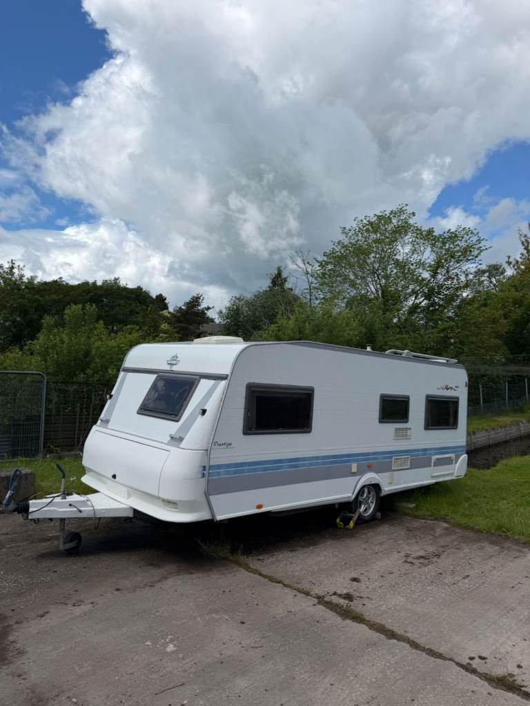 Hobby 560 UK prestige caravan, with bunk beds. 