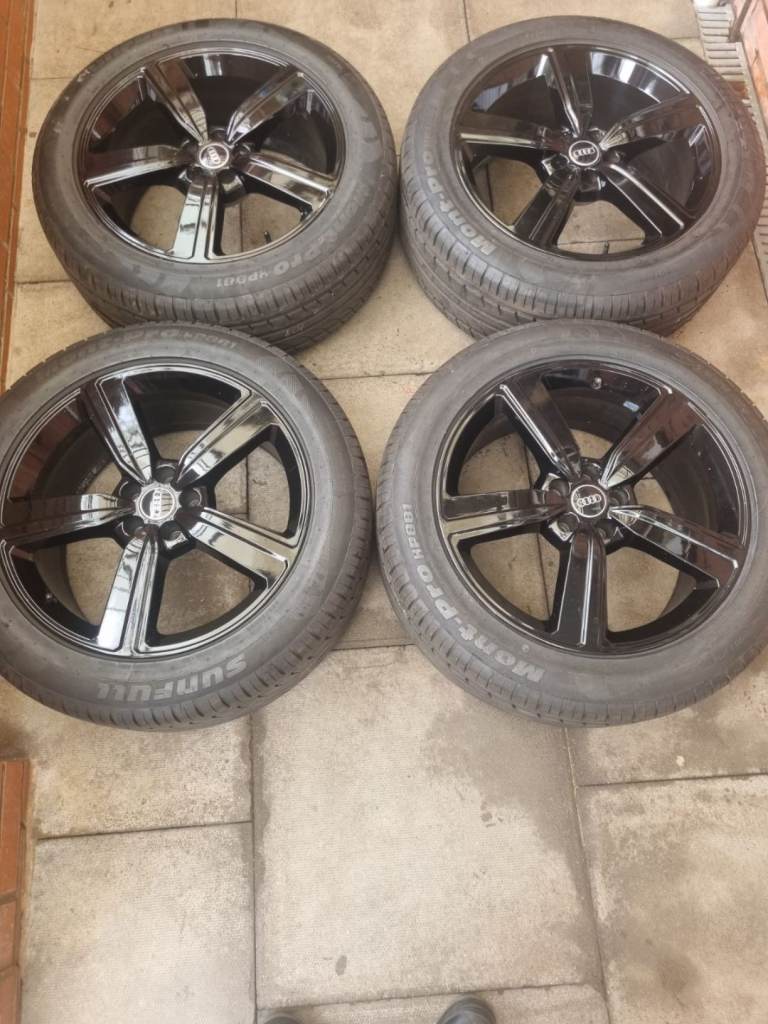 Audi Q7 Black Gloss 20" Alloys (4)