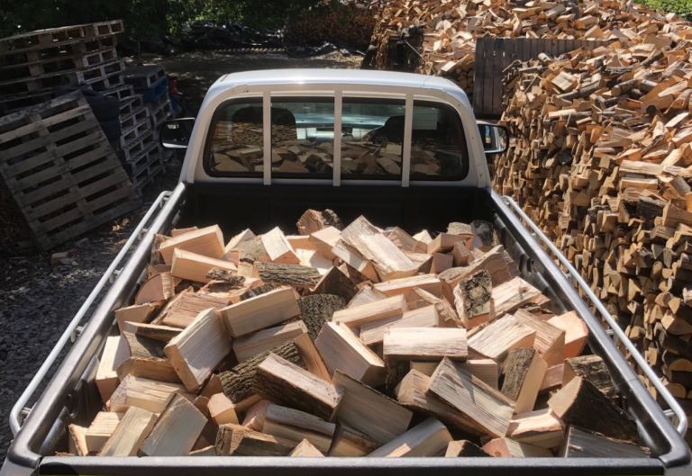 Barn stored ASH mix logs very dry seasoned 