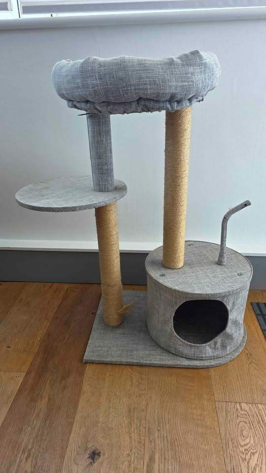 Cat Tower 