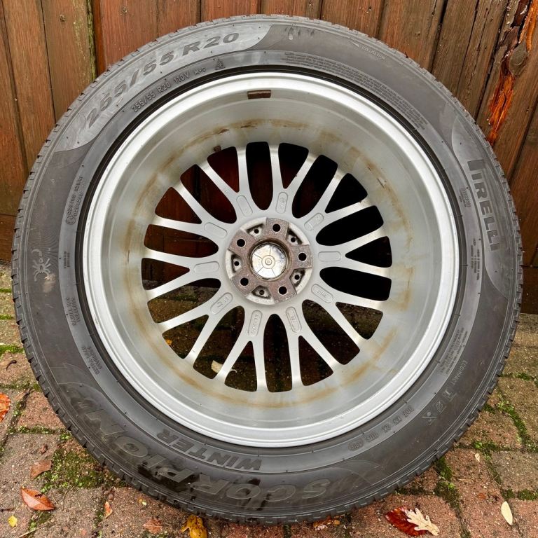 Range Rover (L405) 20” Wheels and Tyres