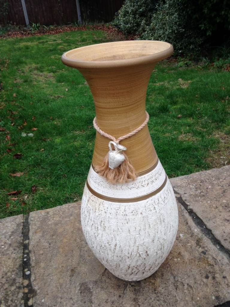 Large ceramic vase 