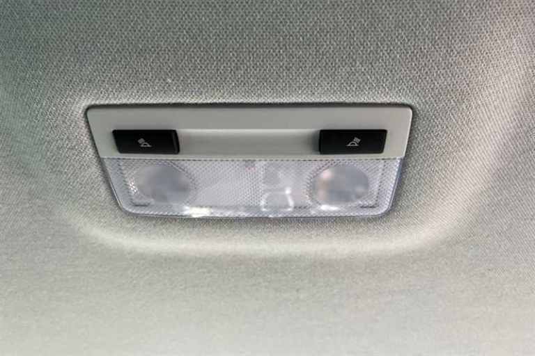 2021 Vauxhall Crossland 1.2i (83 PS) Griffin 5 Door Petrol SUV *** 1 Private Owner from New ***  ...