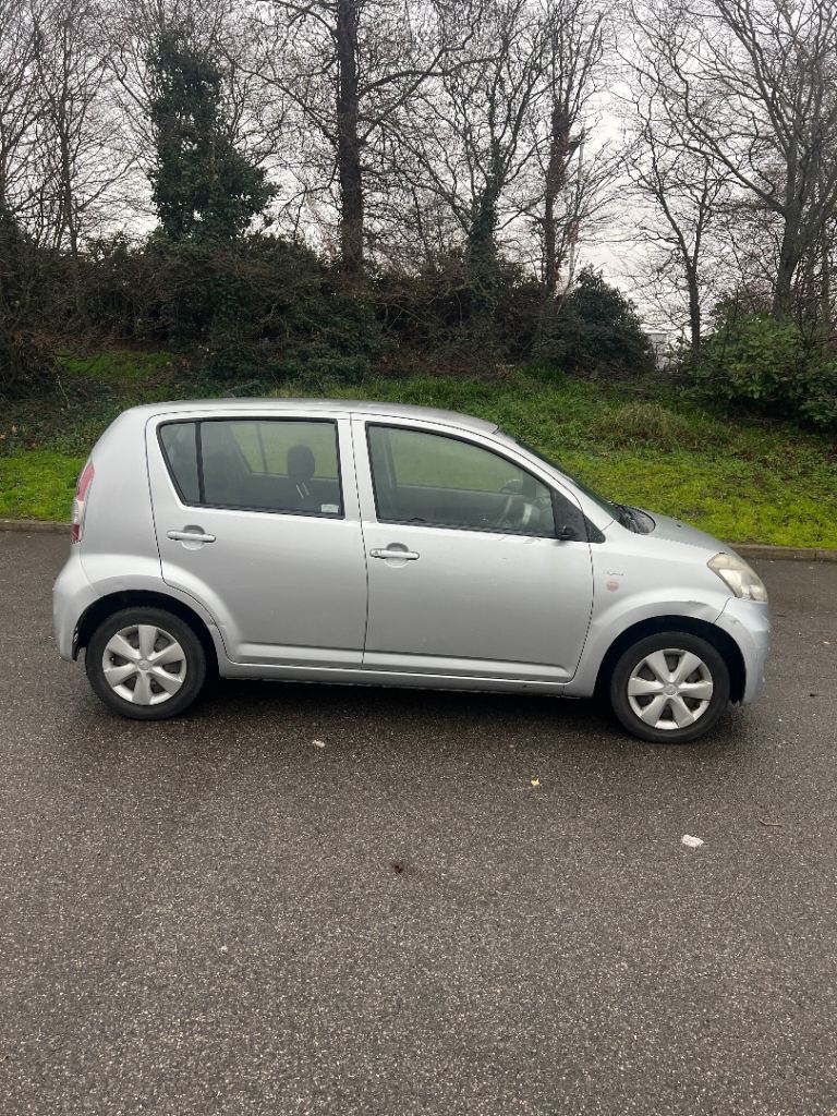 Daihatsu, SIRION, Hatchback, 2008, Manual, 1298 (cc), 5 doors