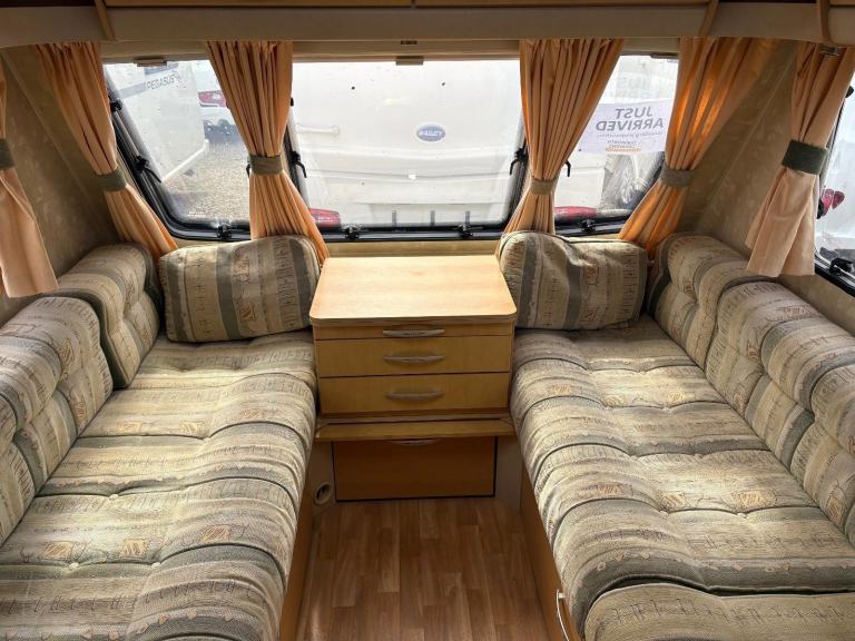 ABBEY AVENTURA 340 -TWIN AXLE- FIXED BUNK BEDS + END WASHROOM 