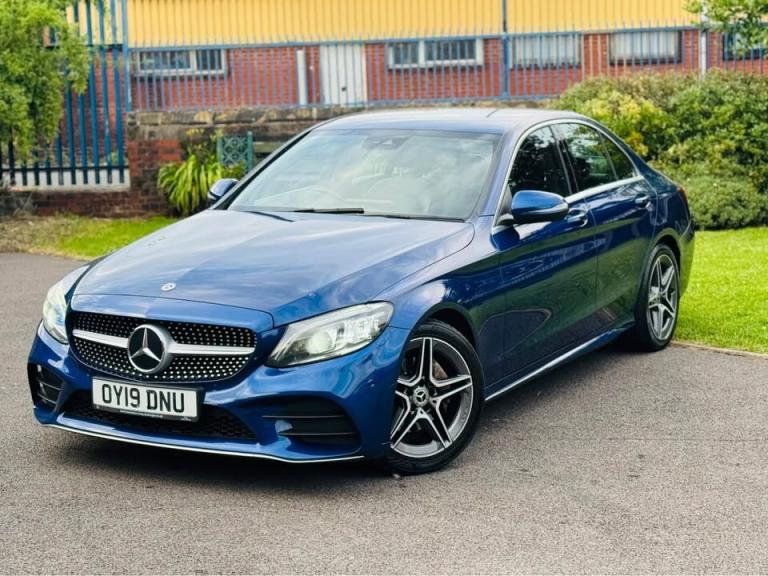 MERCEDES-BENZ C CLASS C220d AMG Line Premium 4dr 9G-Tronic