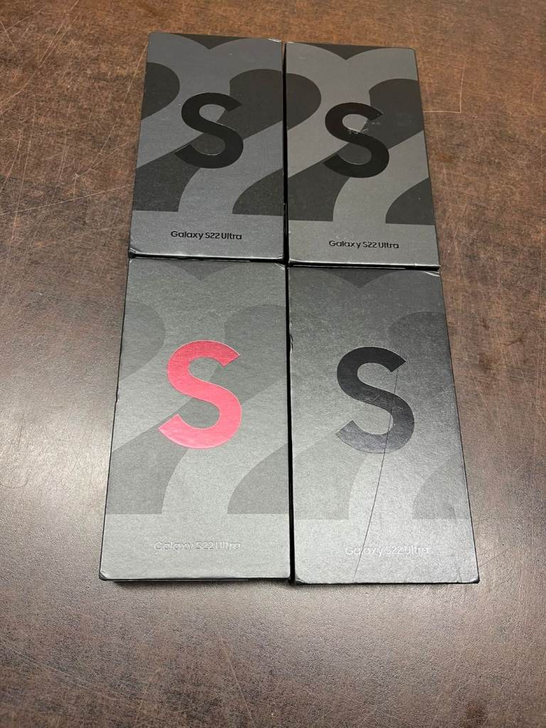 Samsung Galaxy S22 ultra 5g 128gb £265 unlocked with warranty