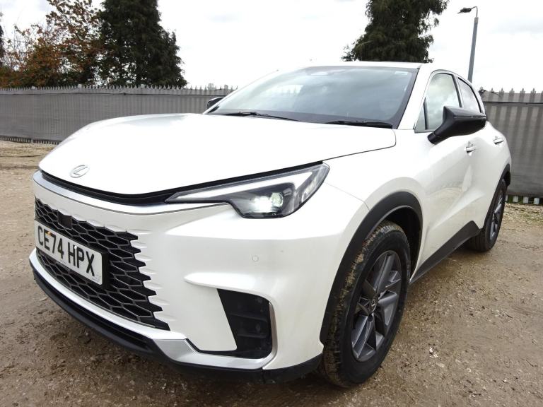 2024 74 REG LEXUS LBX PREMIUM HYBRID AUTO DAMAGED REPAIRABLE SALVAGE