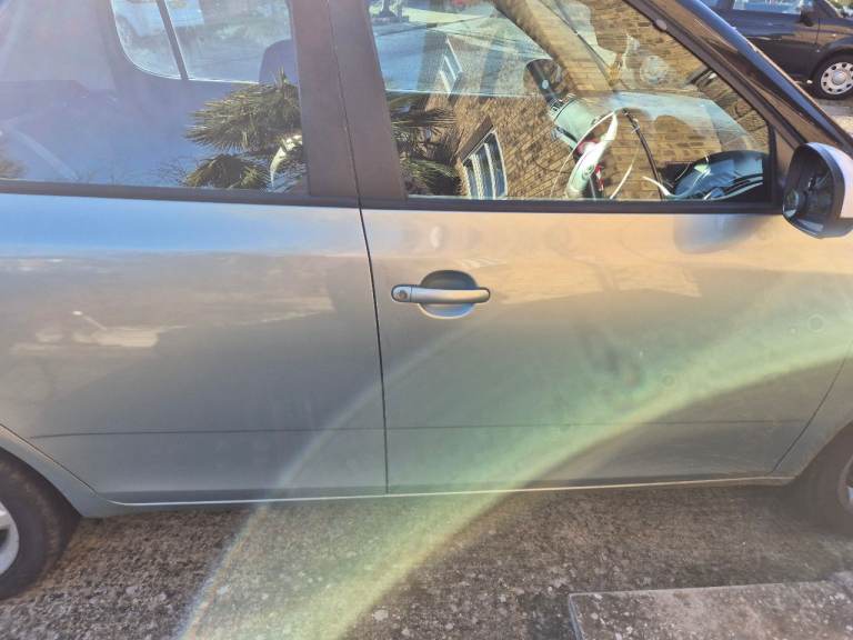 Skoda, FABIA, Hatchback, 2011, Semi-Auto, 1197 (cc), 5 doors