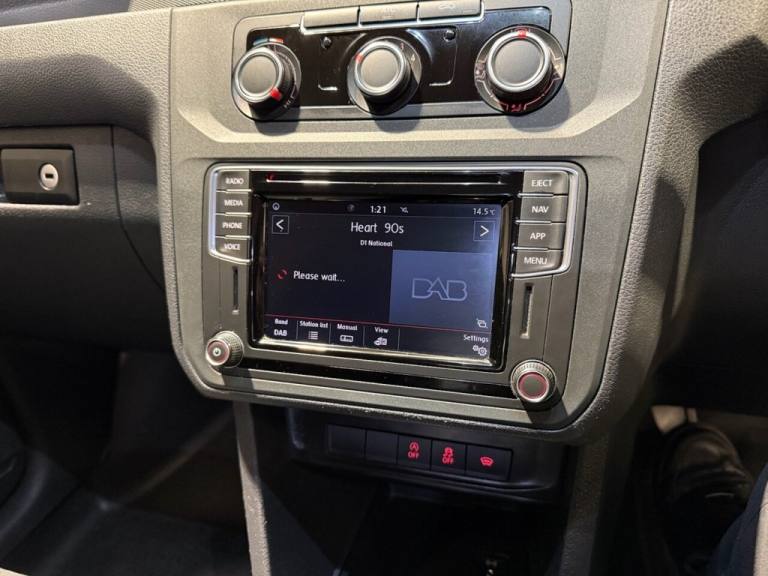 2019 69 VOLKSWAGEN CADDY 2.0 TDI C20 HIGHLINE PANEL VAN 5DR DIESEL MANUAL SWB EU