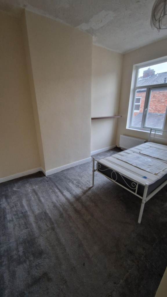 🏡 3 Bedroom Terraced Home for Rent on Clayton Hall Road, Manchester M11