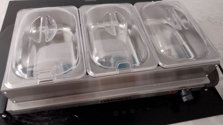 Daewoo Electric Buffet Server with 3 Warming Trays