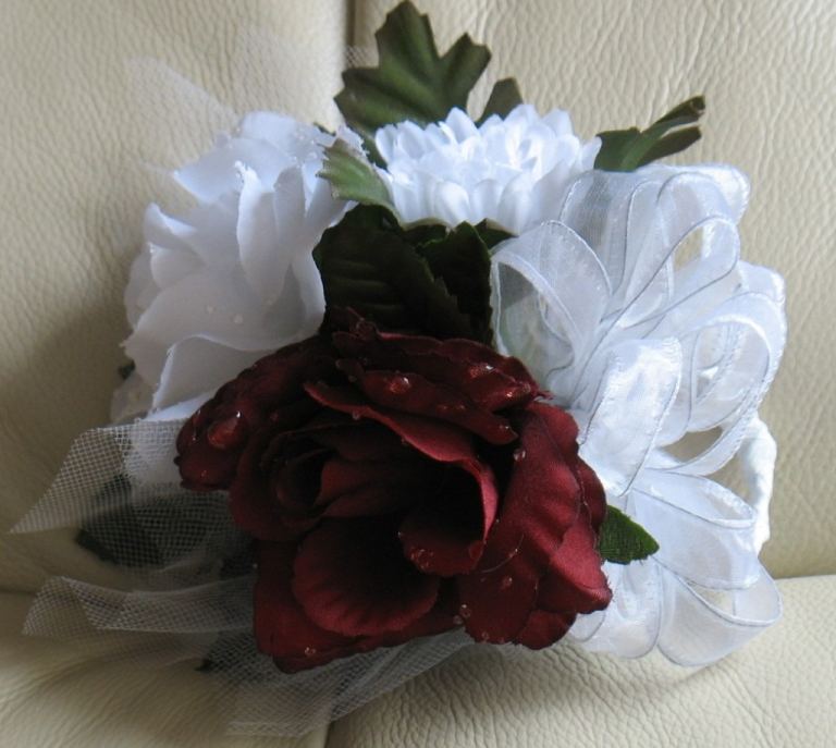 PRETTY CORSAGE/SPRAY - BURGUNDY FLOWERS, NET, GREENERY, DEW DROPS, NEW & BOXED