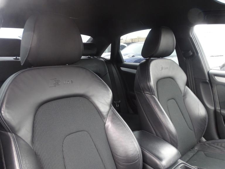 AUDI A4 2.0 TDI S line White Manual Diesel 2014