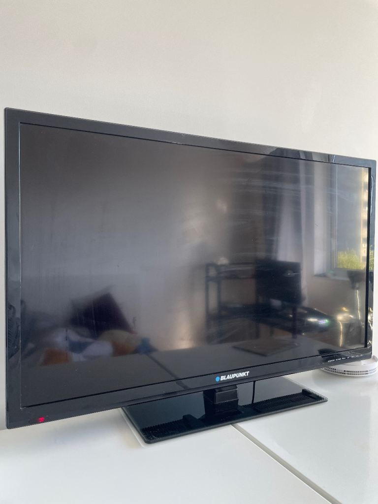 Blaupunkt 32" LED TV – Good Condition, Black