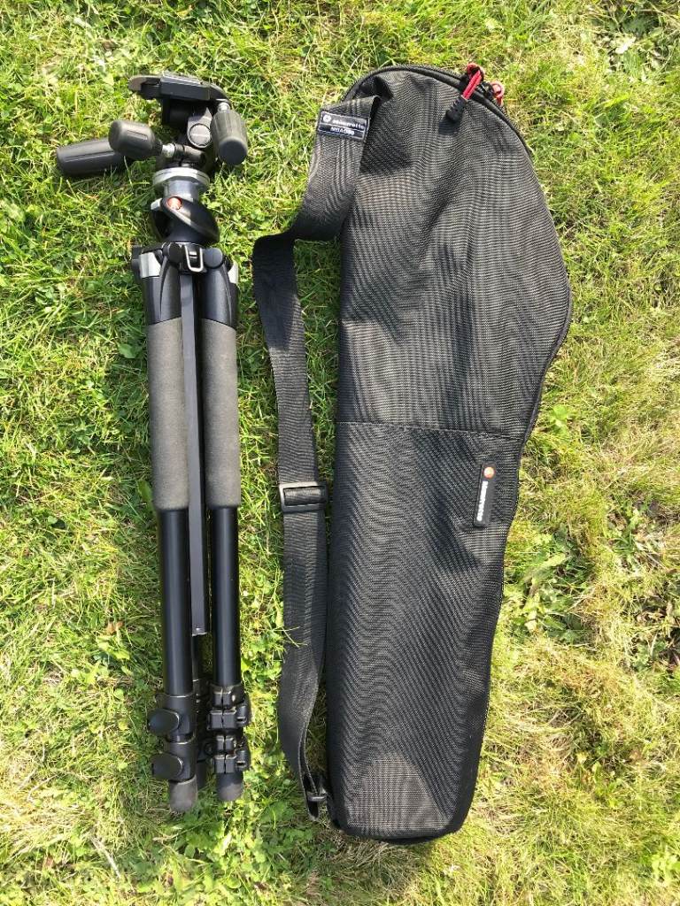 Manfrotto   055X PRO B Tripod    Pan and tilt head  And carry case