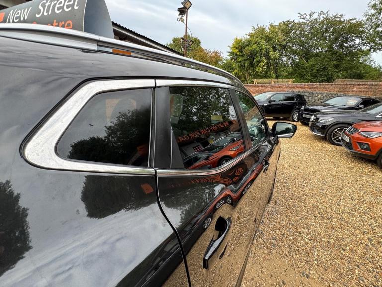 2015 Nissan Qashqai 1.6 DIG-T Tekna 2WD Euro 6 (s/s) 5dr HATCHBACK Petrol Manual