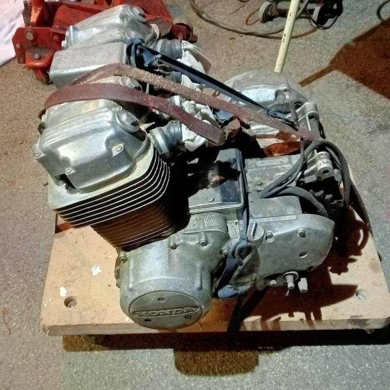 Honda CB750A AUTOMATIC ENGINE GEARBOX ASSEMBLY