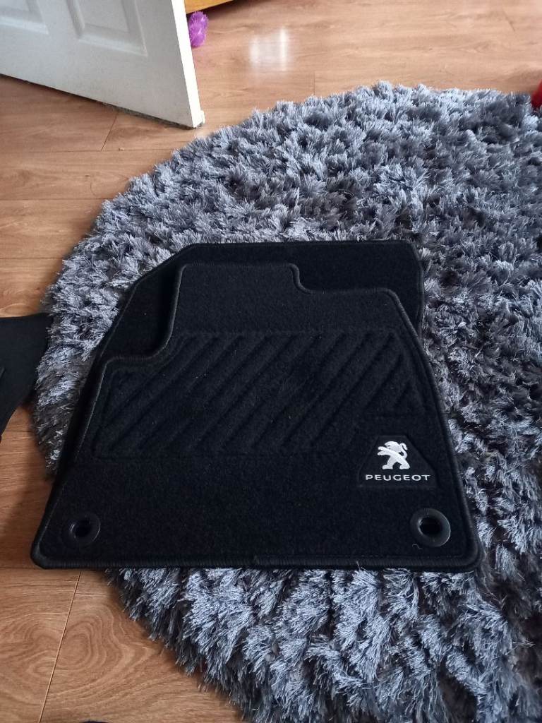 Cloth front set of floor mats 