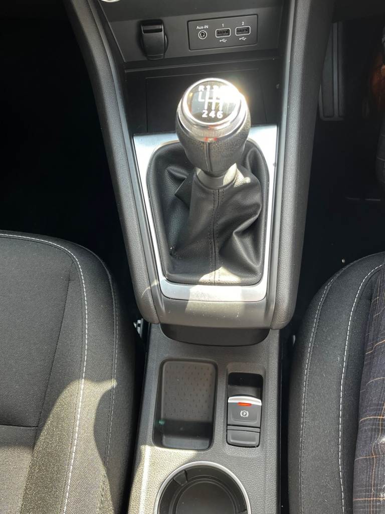 2020 Renault Captur ICONIC TCE Hatchback Petrol Manual